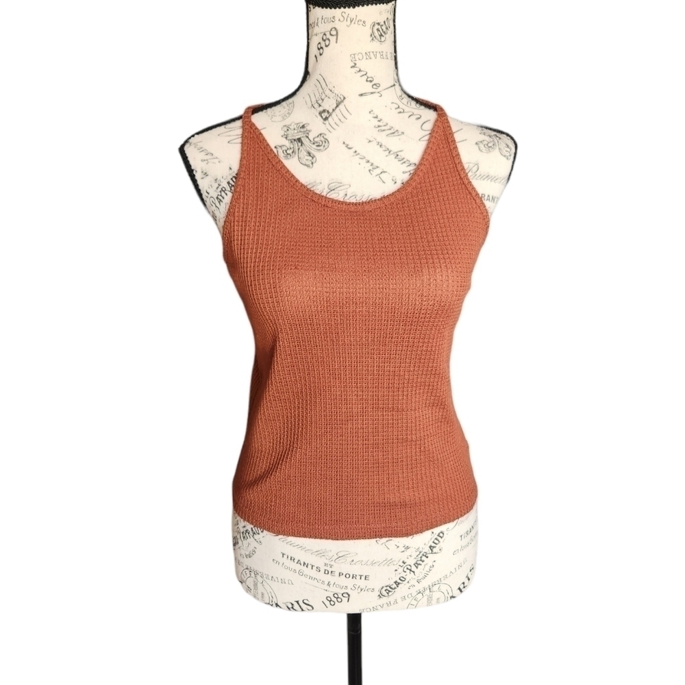 Knitted tank